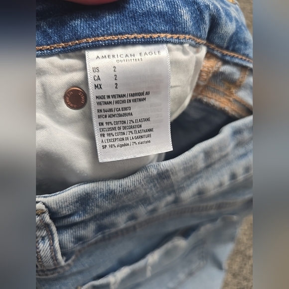 American Eagle Super Stretch Curvy High Rise Mini Denim Skirt Light Blue Size 2 - Picture 9 of 12